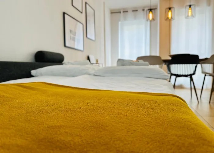 Amao-Curry I 100Qm I Exklusives Loft Ueber 3 Etagen I King-Size Betten U Netflix