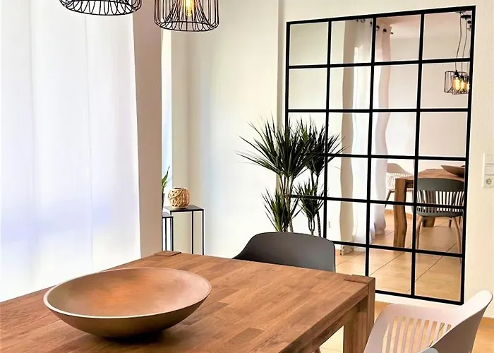 Amao-Curry I 100Qm I Exklusives Loft Ueber 3 Etagen I King-Size Betten U Netflix