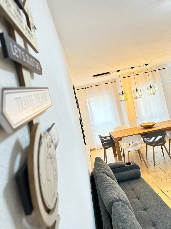Apartamento Amao-curry I 100qm I Exklusives Loft Ueber 3 Etagen I King-size Betten U Netflix