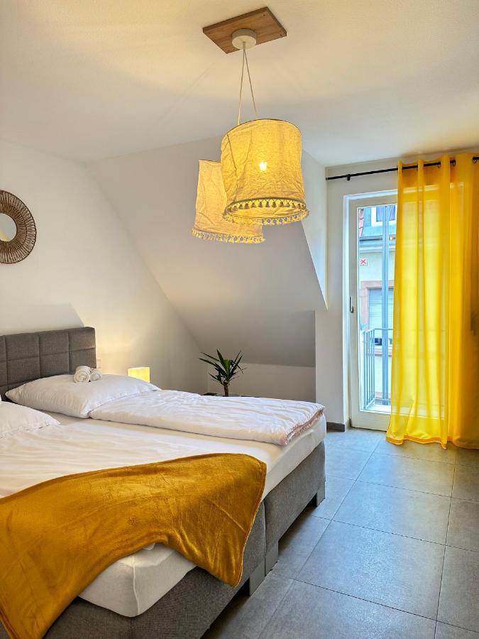 Amao-curry I 100qm I Exklusives Loft Ueber 3 Etagen I King-size Betten U Netflix Appartement Lahr/Schwarzwald